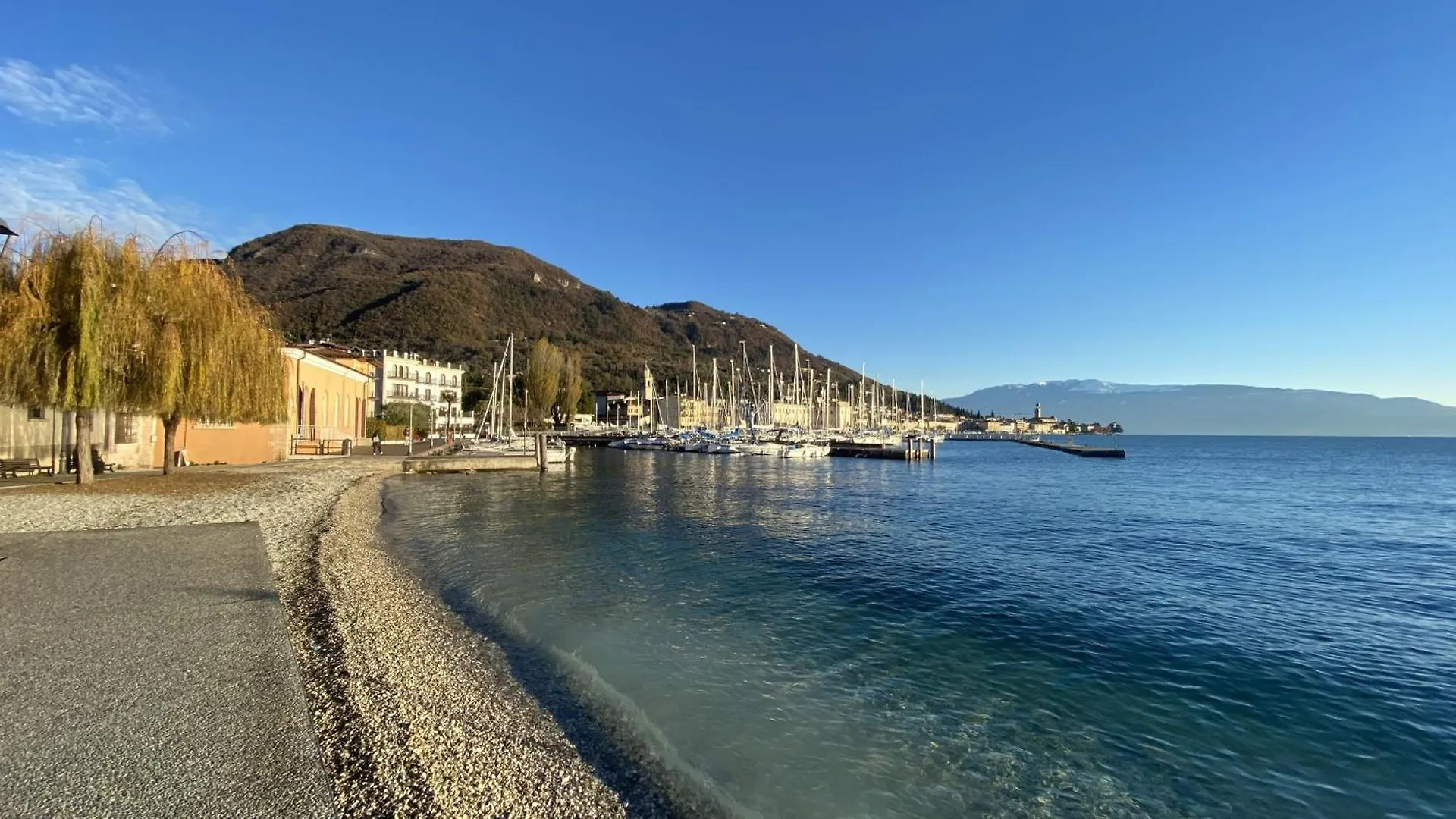 Cavour Apartments Salò