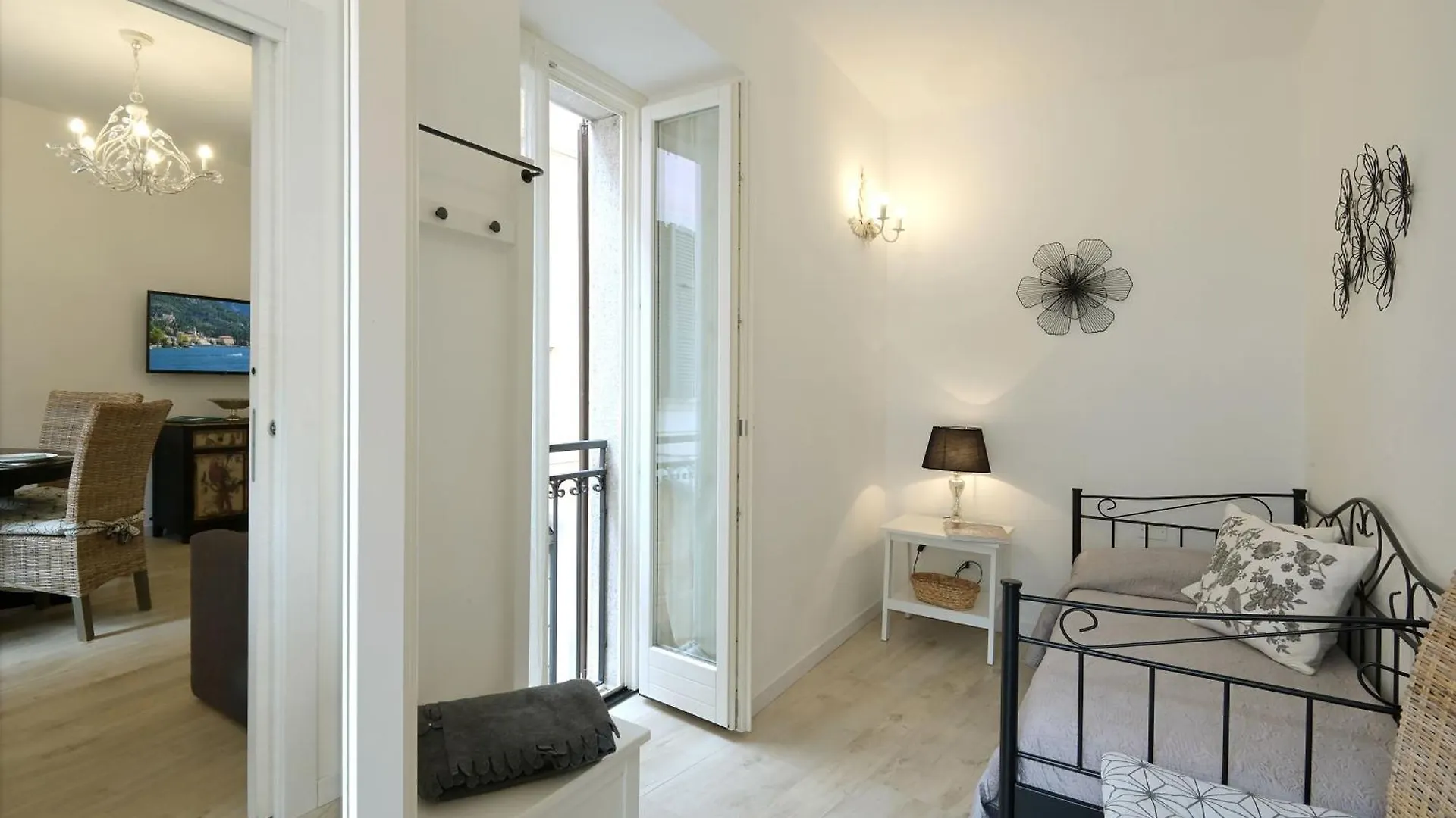 Cavour Apartments Saló Italien