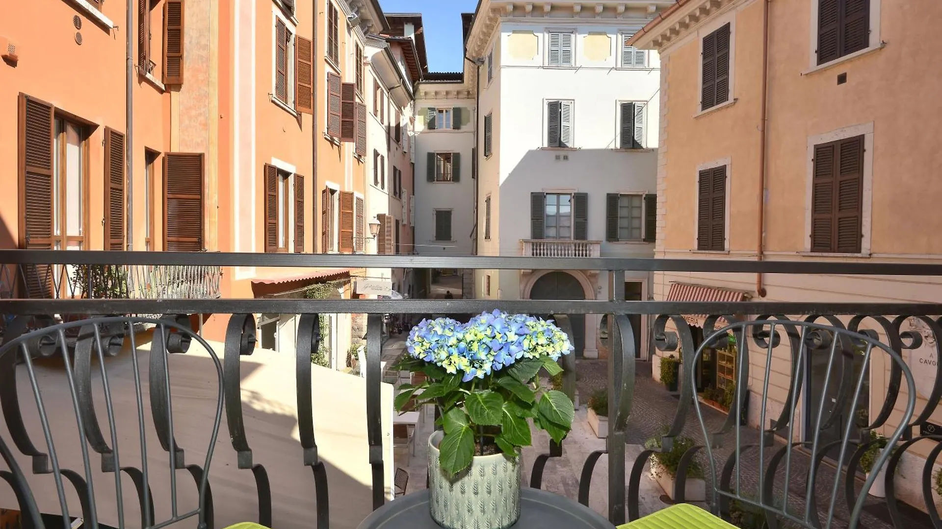 Cavour Apartments Salò