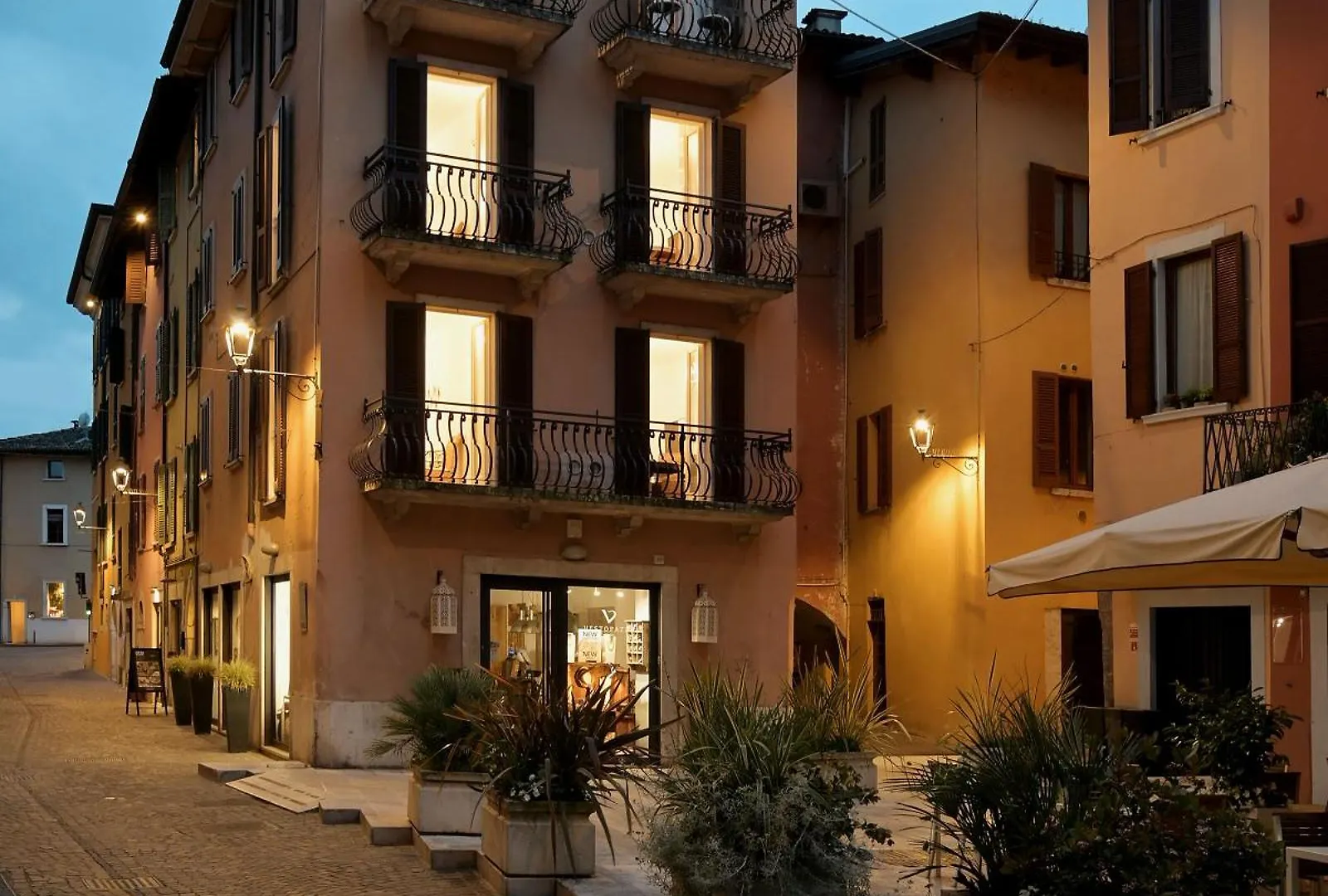 Cavour Apartments Salò